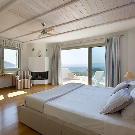 Skaloma Sleeps 20 Pool Air Con فيلة بحيرة فولياغميني