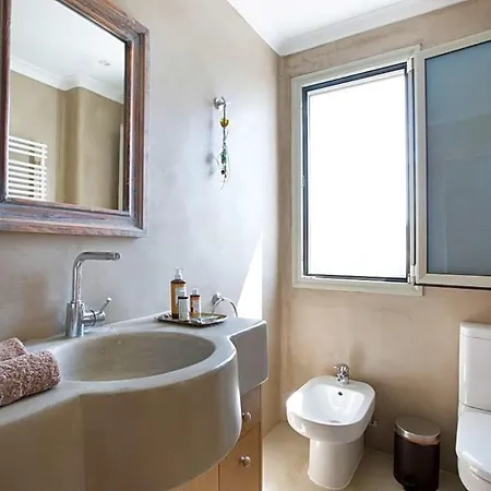 Skaloma Sleeps 20 Pool Air Con فيلة