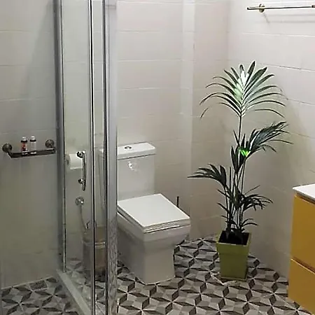 فيلة Skaloma Sleeps 20 Pool Air Con بحيرة فولياغميني
